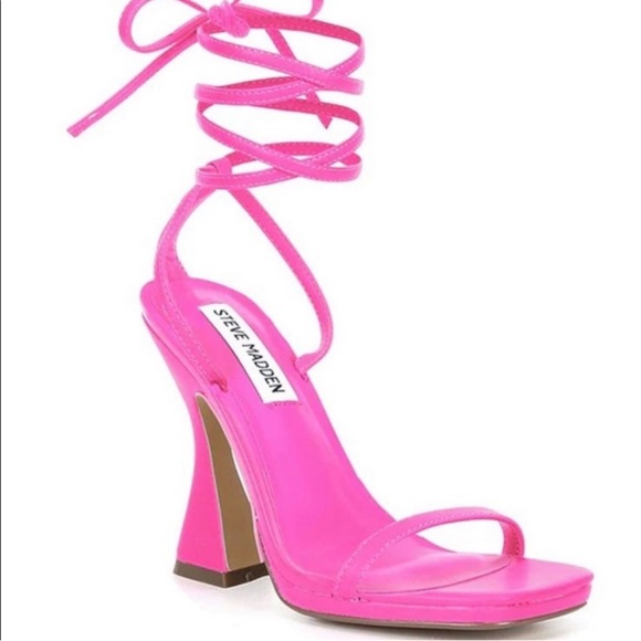 NWT Steve Madden Women's Pink Strappy Sandals - Picture 5 of 6